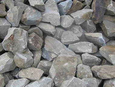 حجر جرانيت مكسور بحجم 70-150 مم (PK جرانيت كوزنيتشنو)