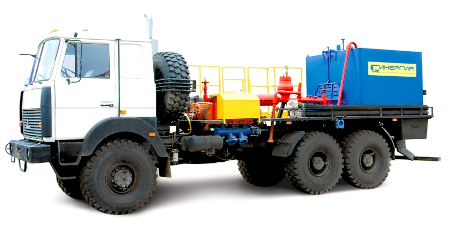 وحدة ضخ الأسمنت SИН35.64 على شاسيه MAZ-6317F9