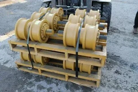 Каток опорный D155А5-21-000СБ