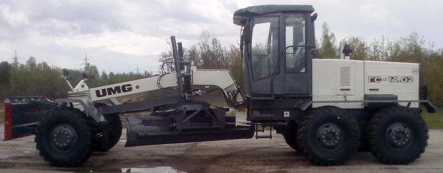 جرافة GS-14.02 بمحرك YAMZ-236G-6 وناقل حركة ميكانيكي