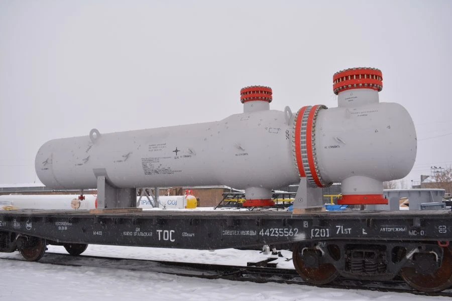 مبادل حراري T1-T5 أسود 1400 BFU(G)-4.0-M1/20-7-2 00.00.000
