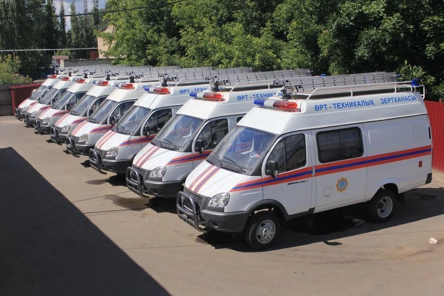 مركبات النقل للاستجابة الطارئة للشرطة وخدمات الإنقاذ على أساس شاسيه GAZ-27055 32590A، 32590B، 32590C، 32590D