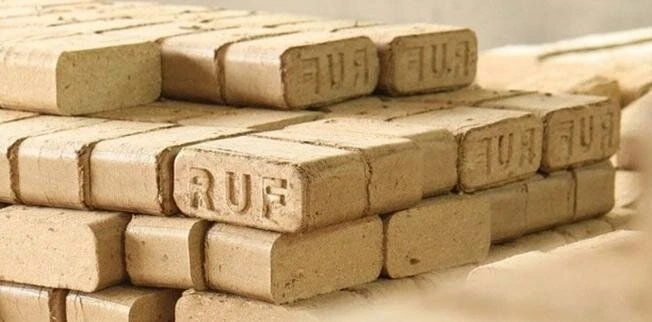 كتل وقود خشبي عالية الجودة للاحتراق الفعال