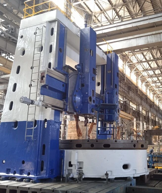 ترقية CNC لآلة الخراطة الدائرية ذات العمودين 1550T