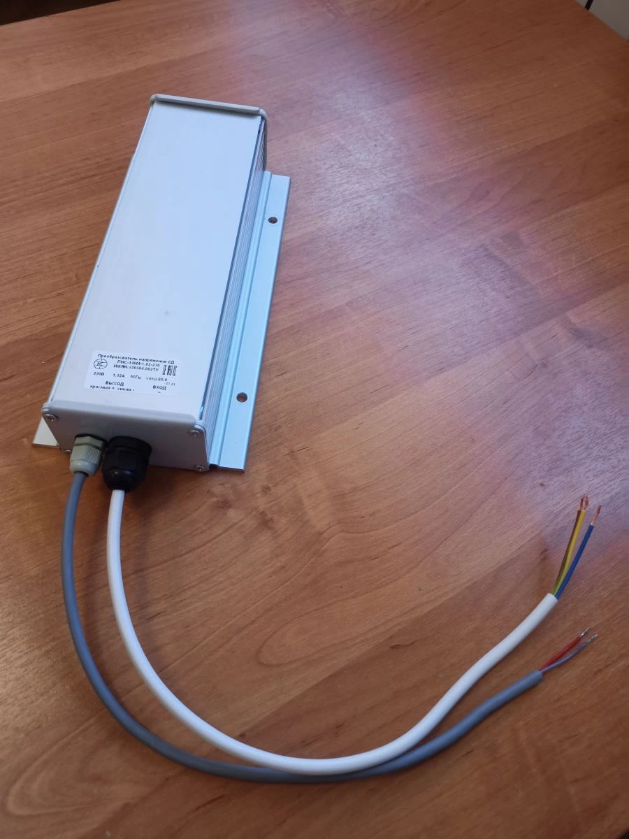 محول الجهد SD PNS-140M-1.02-230 لتغذية LED