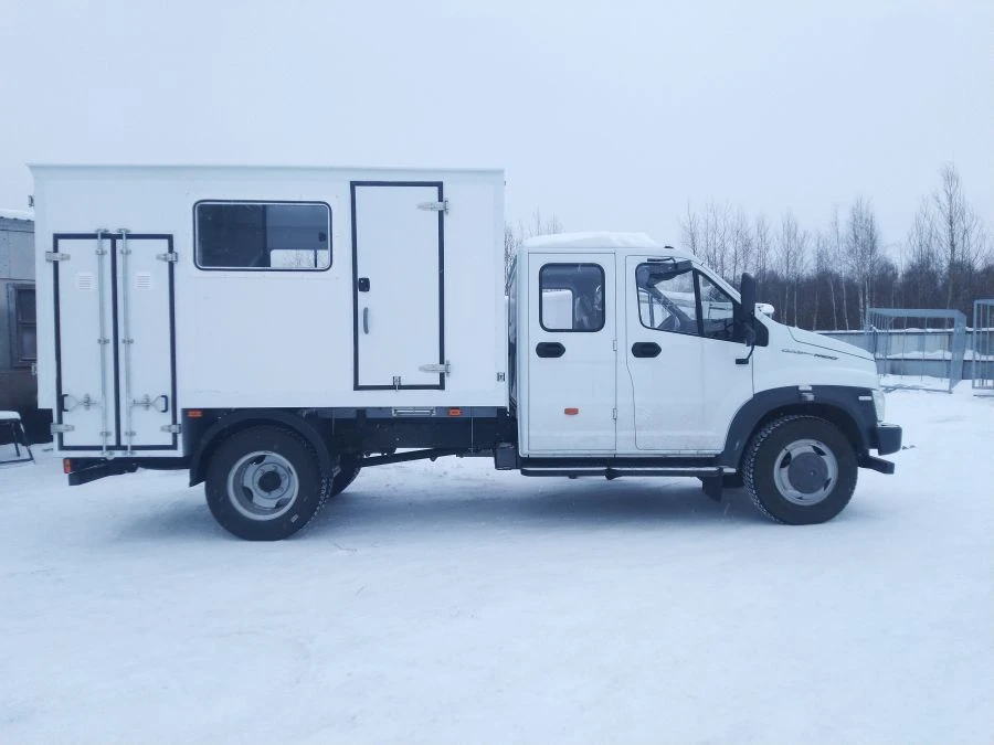Автомастерская типа 2790E, модификаций 2790E-?7 на базе шасси ГАЗ, C4 модификаций C41R13, C41R33, C42R33