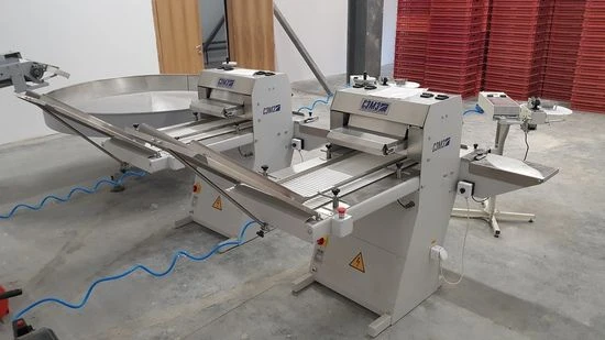 آلة تقطيع الخبز الأوتوماتيكية MRH-3-540
