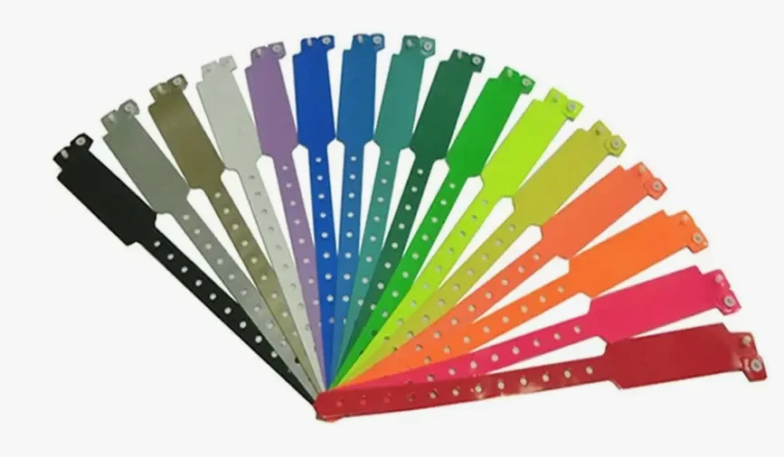 Waterproof Vinyl Disposable RFID Wristband with Plastic Fastener