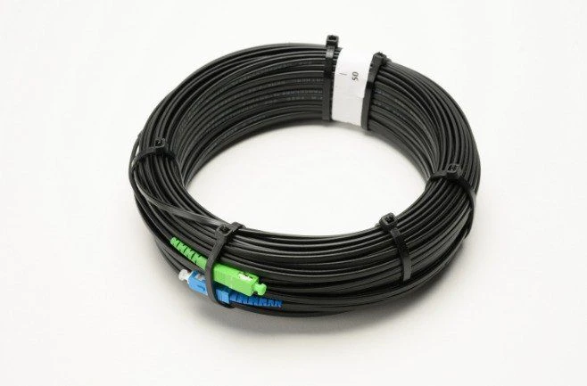 Патч-корд оптический FTTH (шнур оптический соединительный) внешний 1SM ОКГ 0,5 кН G.652