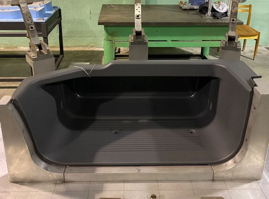 غطاء خطوة اليسار A21R23-5109037