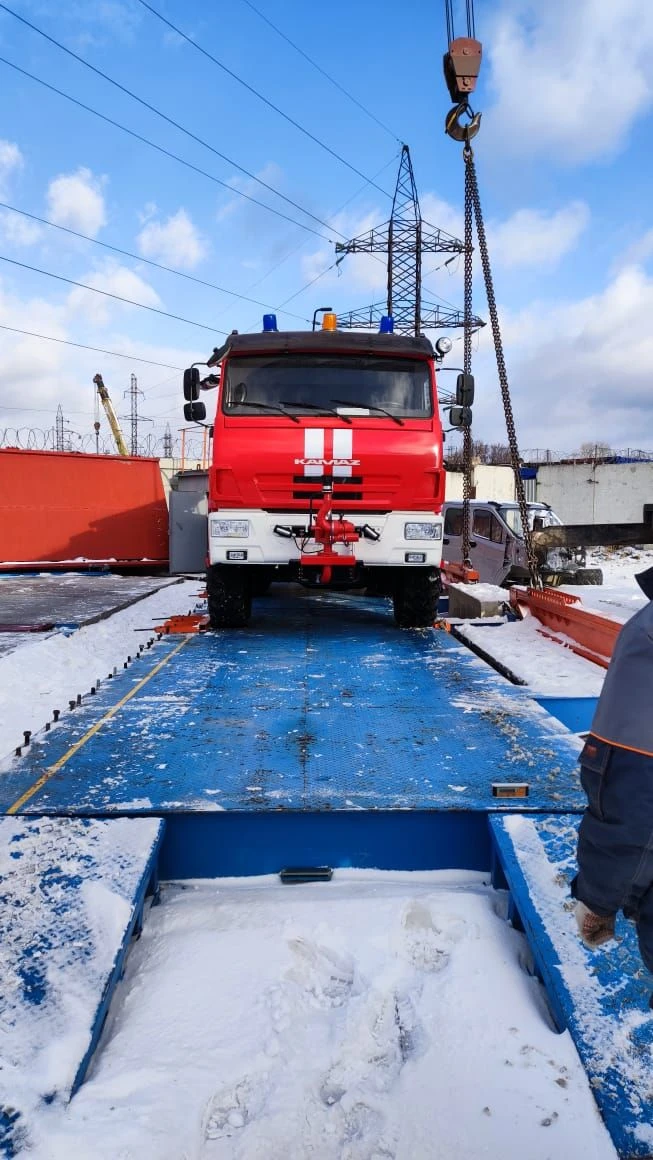 Автомобиль аэродромный пожарный 6843PA-10 на шасси КАМАЗ 43118-А5