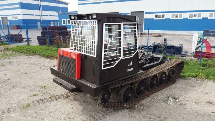 تراكتور غابات مدرع TLP-4M نموذج TLP-4M-030 معدات ثقيلة