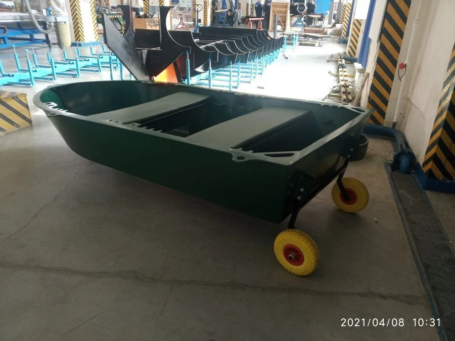 قارب موتور عالمي "RIF-30