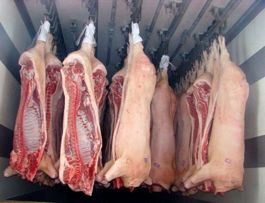 Мясо свинина 1 категории в тушах замороженное