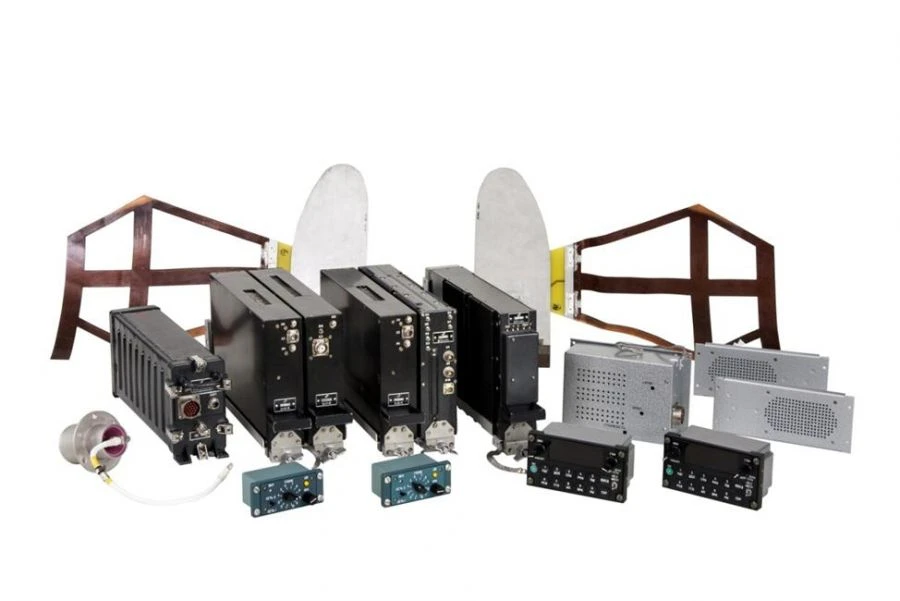 Communication Complex for Crew C-404