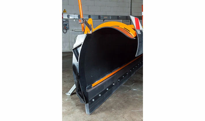 مجرفة الثلوج FMP-4000K مزودة بجهاز تركيب أمامي
