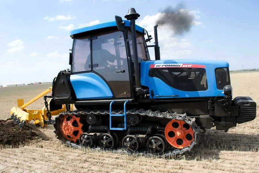 Agricultural Crawler Tractor Agromash-90TG 1040A