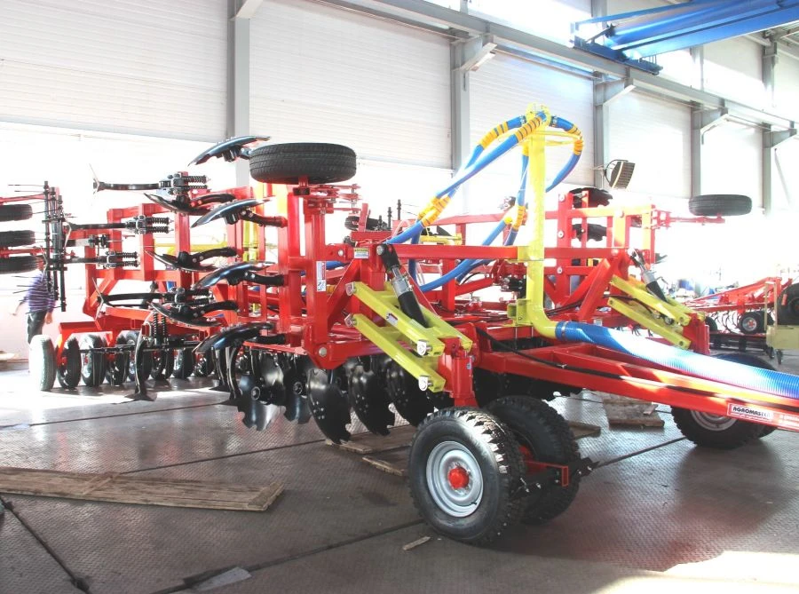 مجمع زراعة المحاريث الدائرية "Agrator DK-6600