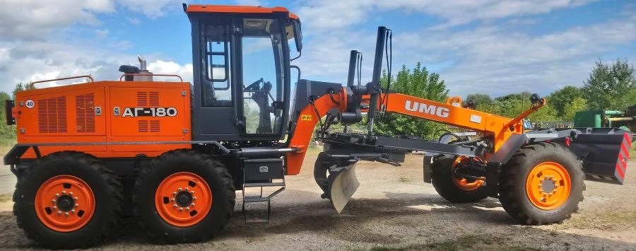 جرافة أوتوماتيكية AG-180 مع معدات دوران كاملة ومحرك YAMZ-236M2-46