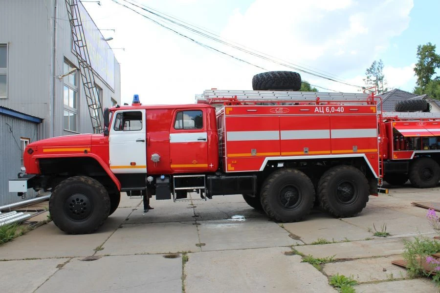 43444С-10 пожарная автоцистерна АЦ 4,0...9,0-40,-40/4,-50,-50/4,-60,-70 (4320), тип 4344-05, модификации 4344В3 на шасси Урал 43