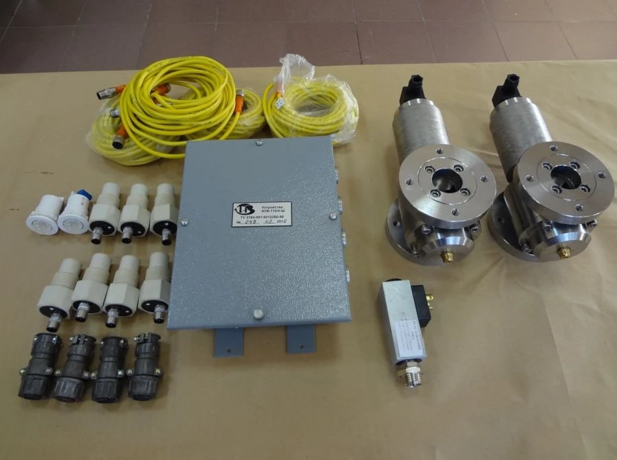 جهاز التحكم التلقائي في مستوى الماء (AUV-110/4-SH.01)