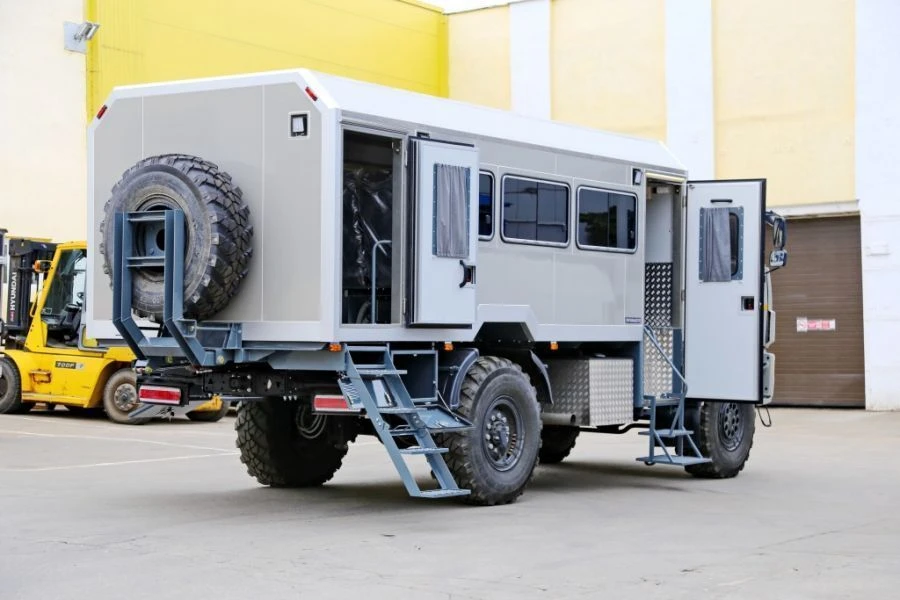 Автомобиль вахтовый мод. 4237ВR на шасси КАМАЗ 43502-D5 (без КМУ)