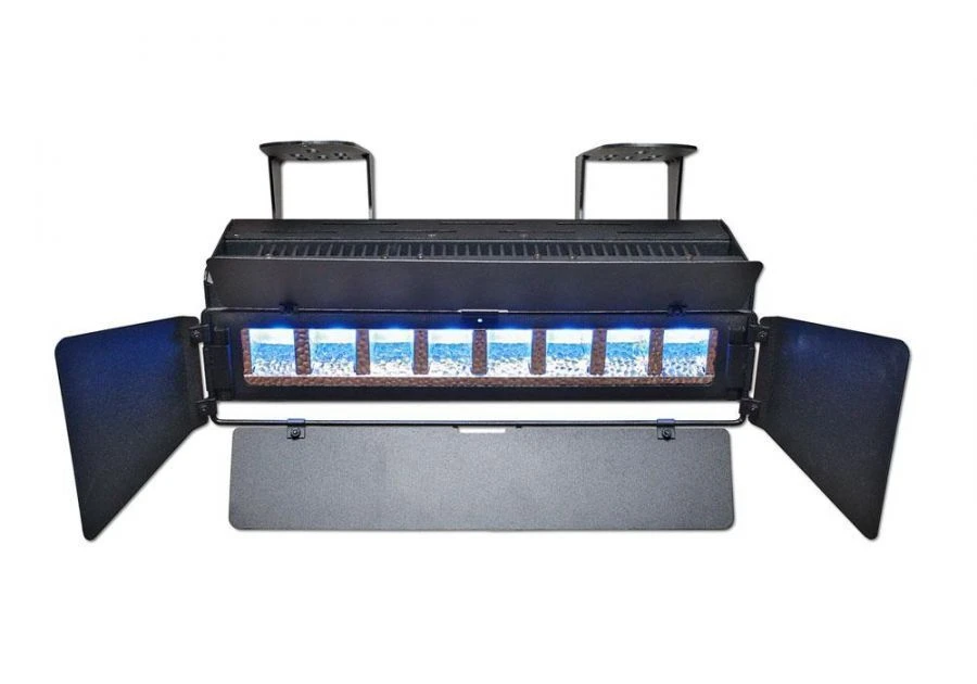 LTL COLOR CYC 8 V3. Светодиодный театральный прожектор.