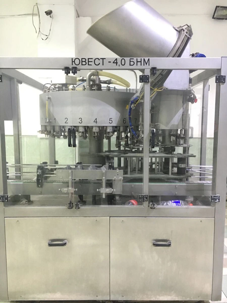 Automatic Filling and Capping Line for PET and Glass Bottles up to 2L - Model YVEST-UP 4.0 & YVEST-E