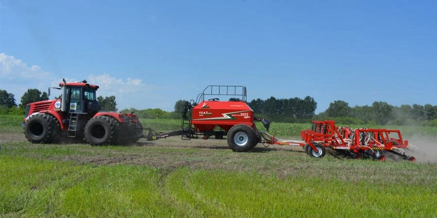 مجمع البذر FEAТAGRO سلسلة A-12000