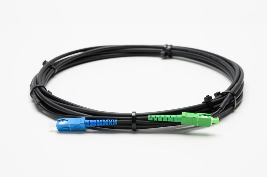 Патч-корд оптический FTTH (шнур оптический соединительный) внешний 1SM ОКГ 1,5 кН G.652.D