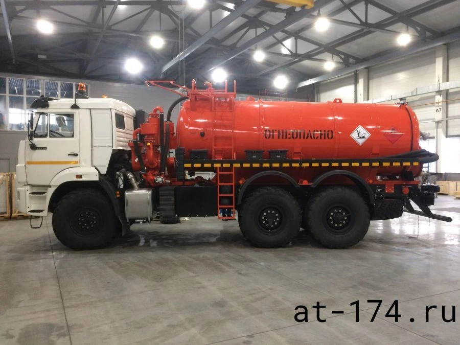 Агрегат для сбора нефтепродуктов и газового конденсата на шасси КАМАЗ (АКН)