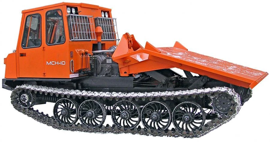 جرار صناعي MSN-10 (YAMZ-236M2) للاستخدام في الطرق الوعرة