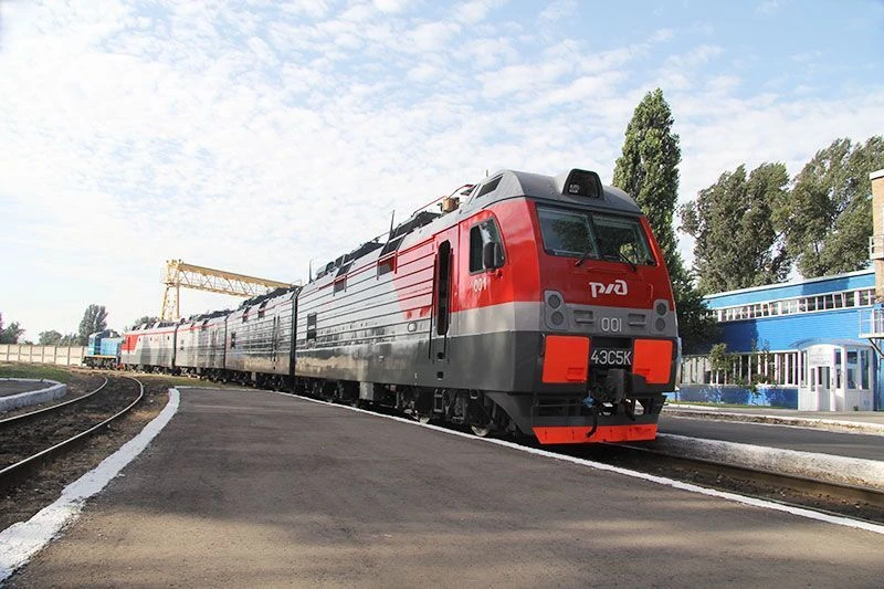 Locomotive كهربائي عالي القوة لنقل البضائع للاستخدام الرئيسي مع أداء 13120 كيلو واط 4ES5K