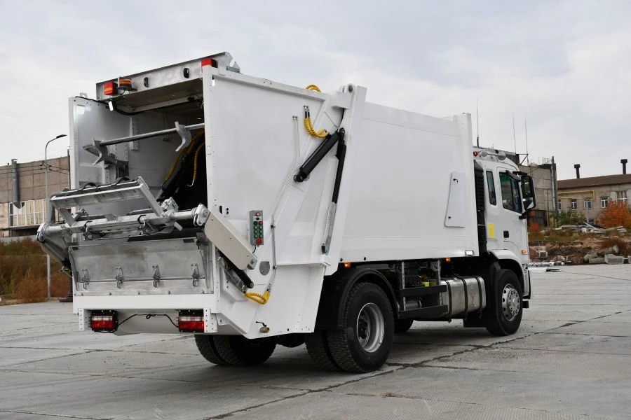 سيارة جمع النفايات الصلبة ITM-116J