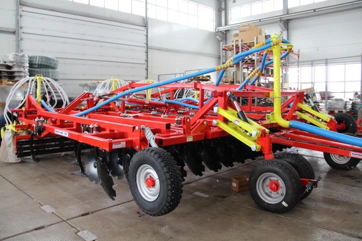 بذارة قرصية هوائية "Agrator-Combi 7200
