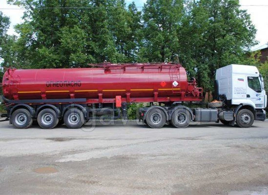شبه مقطورة صهريج PPC-28 لنقل المنتجات النفطية 96101