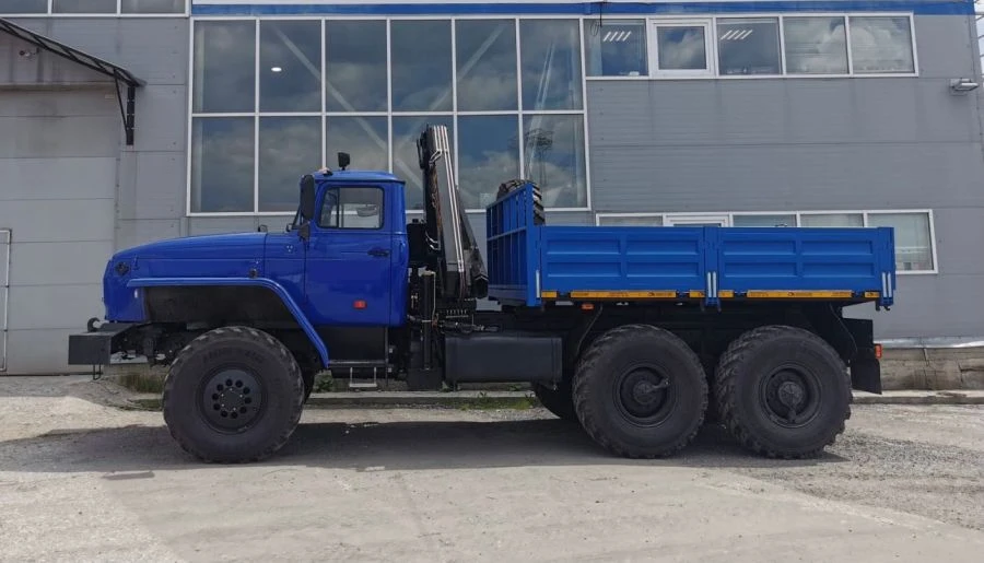 Автомобиль бортовой с КМУ (исполнение с КМУ: АНТ 1.8-2, АНТ 2.5-2, АНТ 4.4-1, АНТ 5-2, АНТ 7.5-2, АНТ 8.5-2, АНТ 10ЛМ, АНТ 12-2,