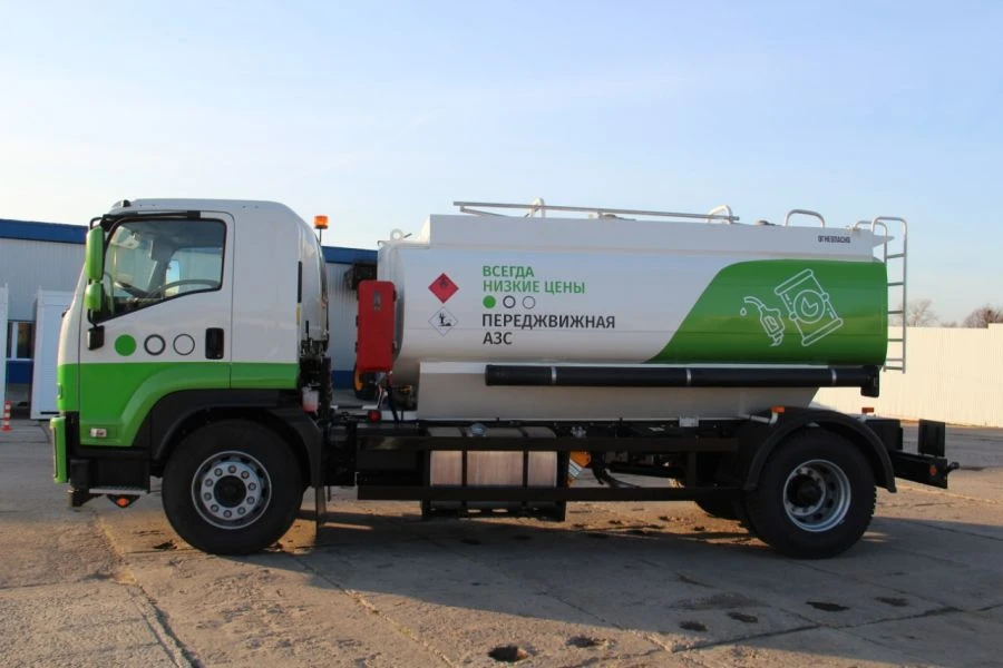 Автоцистерна АЦ-8,5...10 (4693В6) на шасси ISUZU RFVR