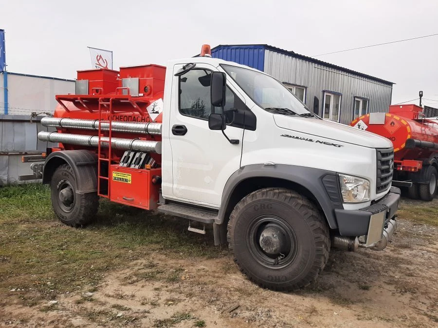 Автотопливозаправщик типа 2790G, модификации 2790G-11 на базе шасси ГАЗ, типа C4, модификаций C41A23, C41A43, C42A43