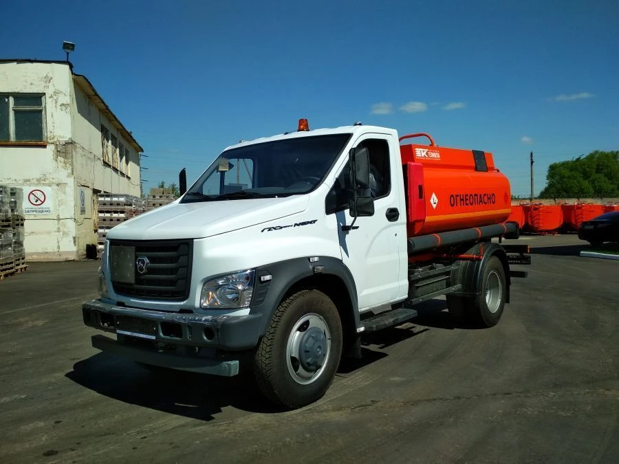 Автоцистерна АЦ-5,2 (4693В1) на шасси ГАЗ-C41R11, (13), (31), (33)