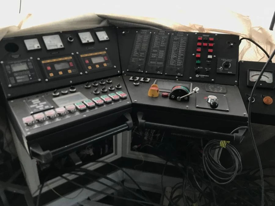 نظام التحكم في الطاقة والتنبيه الجانبي الأيسر - PKC LB (MNN.C480M2pD/NF.360066.020)