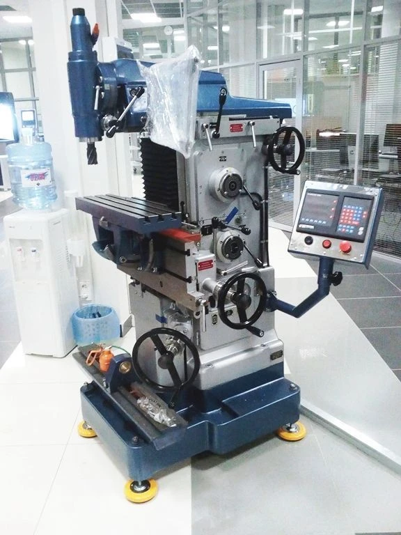SF676 Milling Machine for Various Operations Model SF676-300/5-KM4-0-F2-TR