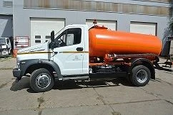 شاحنة فراغ 46830T-9 على شاسيه GAZ C41R13