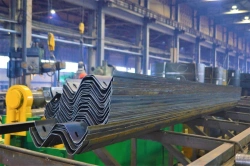 Roadside Crash Barrier Type Side Barriers for Vehicles 21DO/130-0