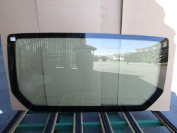 Rear Window Glass for GAZ A68R52-5403014