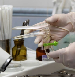 Sterile Disposable Polymer Vaginal Mirrors "Golden" by Cusco