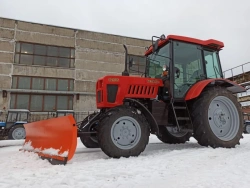 Municipal Cleaning Machine MK.05 (based on Belarus-82.1/35 tractor)