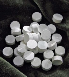 Strontium Fluoride for Thin-Film Optics
