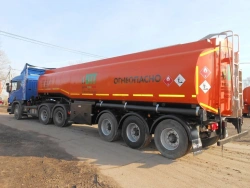 Steel Semi-Trailer Tank for Transporting Oil Products Model 9639C