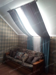 Light-Blocking Chenille Curtain with Complex Pattern